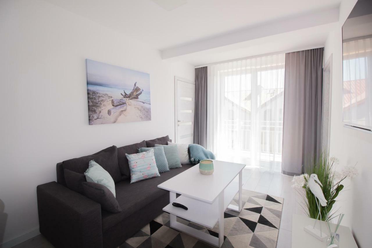 Apartament Baltic Korona Apartment Darlowko Exterior photo