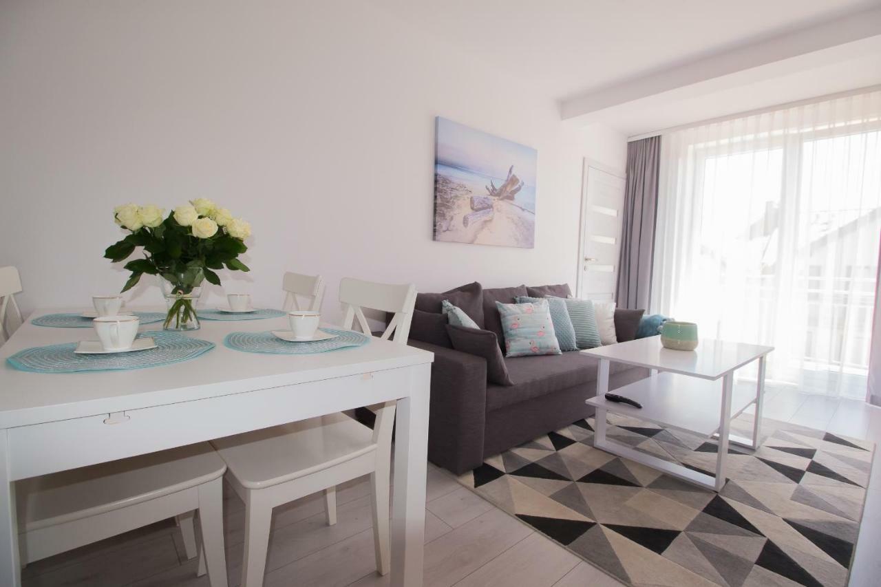 Apartament Baltic Korona Apartment Darlowko Exterior photo